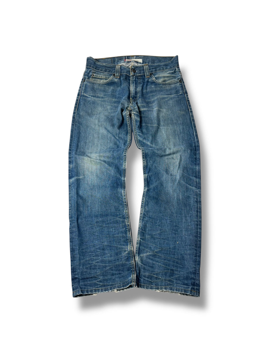 Levis 506`Standard Fit Jeans